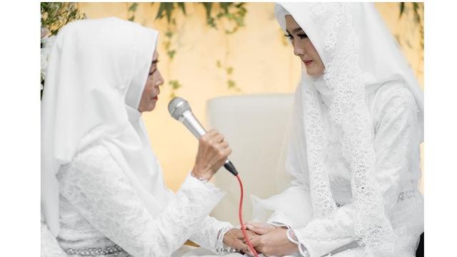 6 Momen Pernikahan Ana Riana 'Rinjani TOP', Penuh Kebahagiaan