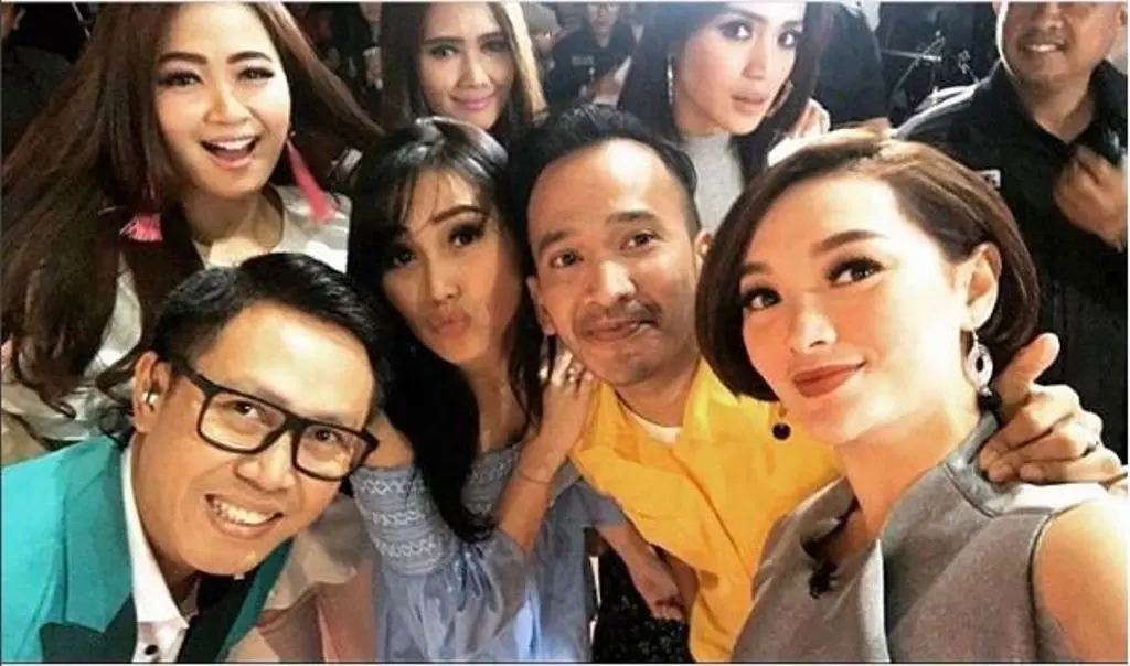 Ayu Ting Ting dikucilkan oleh teman-temannya? (Foto: Instagram)