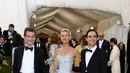 Gaun rancangan Zac Posen ini seperti gaun Cinderella dalam dongeng legendaris. Busana tanpa lengan dengan bagian bawah yang melebar. (Bintang.com/AFP)