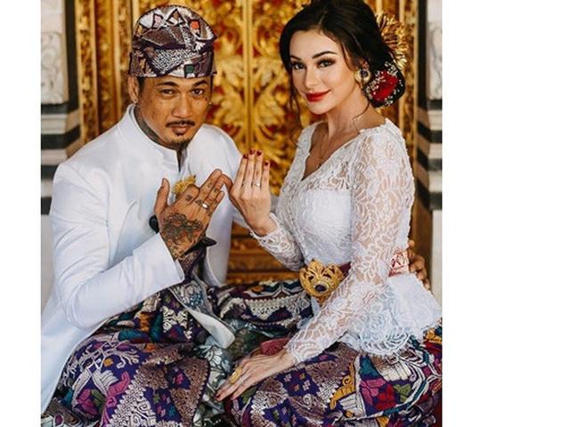 Resmi Jadi Istri Jerinx Sid Nora Alexandra Siap Jadi Penyanyi Showbiz Liputan6 Com