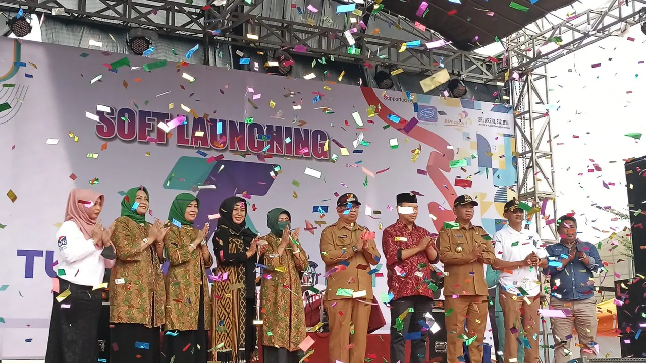 Peresmian Tulungagung Pay oleh Bupati Maryoto. (Dian Kurniawan/Liputan6.com)