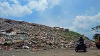 Tempat Pembuangan Akhir (TPA) Cipayung sudah melebihi kapasitas untuk menampung sampah di Kota Depok.