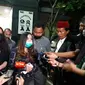 Putri John Kei kunjungi ayahnya di Rutan Polda Metro Jaya, Jumat (26/6/2020). (Istimewa)