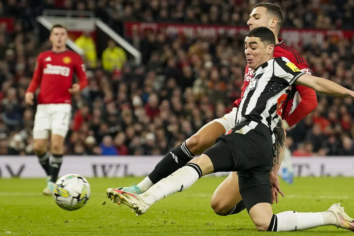 Man United vs Newcastle di Carabao Cup
