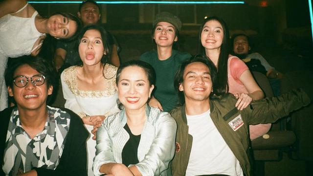 6 Potret Ardhito Pramono Hadiri Gala Premiere Film Sebelum Ditangkap, Wajah Bahagia