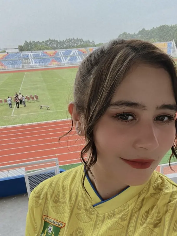 Tampilan Prilly Latuconsina Jadi Pemilik Klub Sepak Bola/dok.  (@prillylatuconsina96)