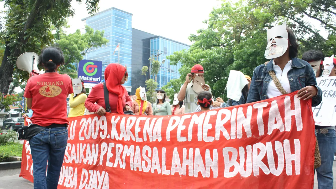 15 Potret Demo Buruh 1 September di Media Sosial