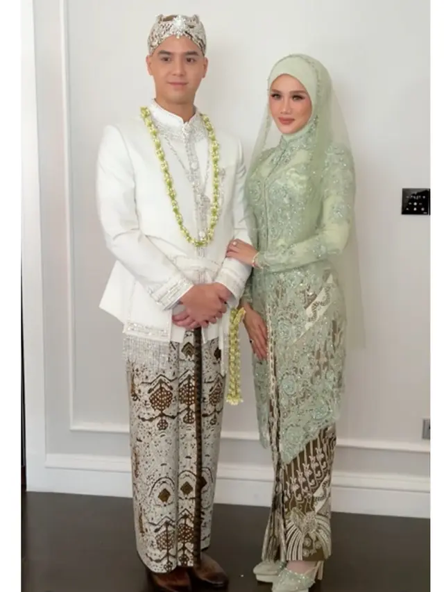 6 Detail Penampilan Mulan Jameela di Akad Nikah Al Ghazali, Wajahnya Bikin Pangling