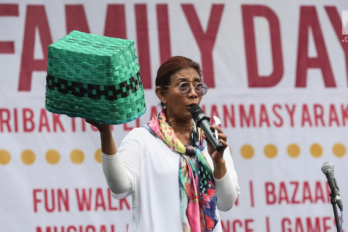 Ketika Menteri Susi Ajak Perang Melawan Sampah Plastik