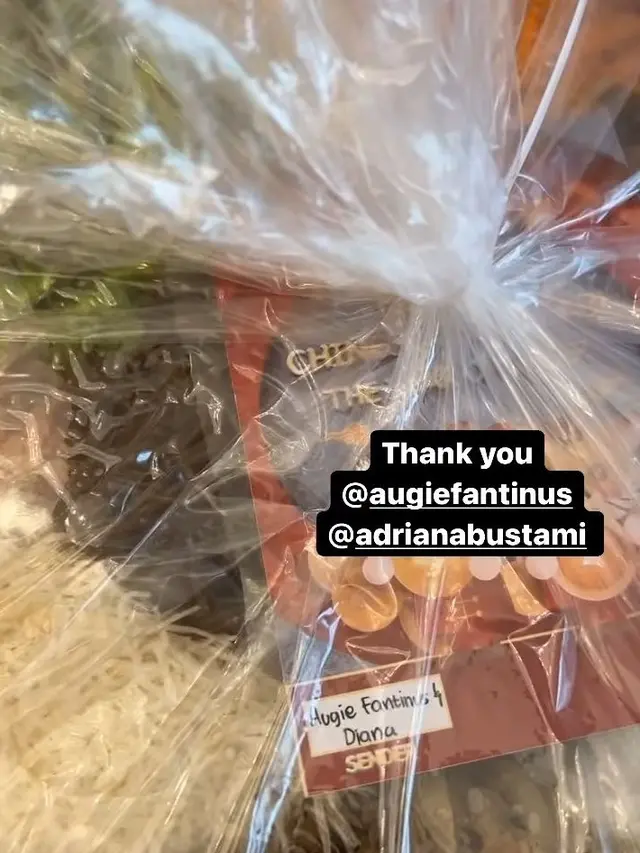 Potret 6 Hampers Imlek Milik Artis Tanah Air, Banyak Makanan Enak