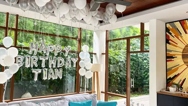 Momen perayaan ulang tahun Christian Sugiono yang Ke-39