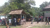 Suasana rumah duka Ibrahim, petani yang tewas diterkam buaya rawa di Kabupaten Banyuasin (Liputan6.com / Nefri Inge)