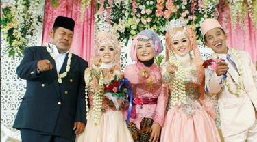 3 Bulan Persiapan 1 Hari Pernikahan Dengan 2 Pasang