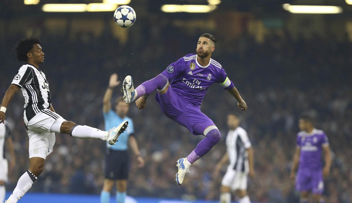  Sergio Ramos  (Real Madrid) - Bek tengah. (AP/Dave Thompson)