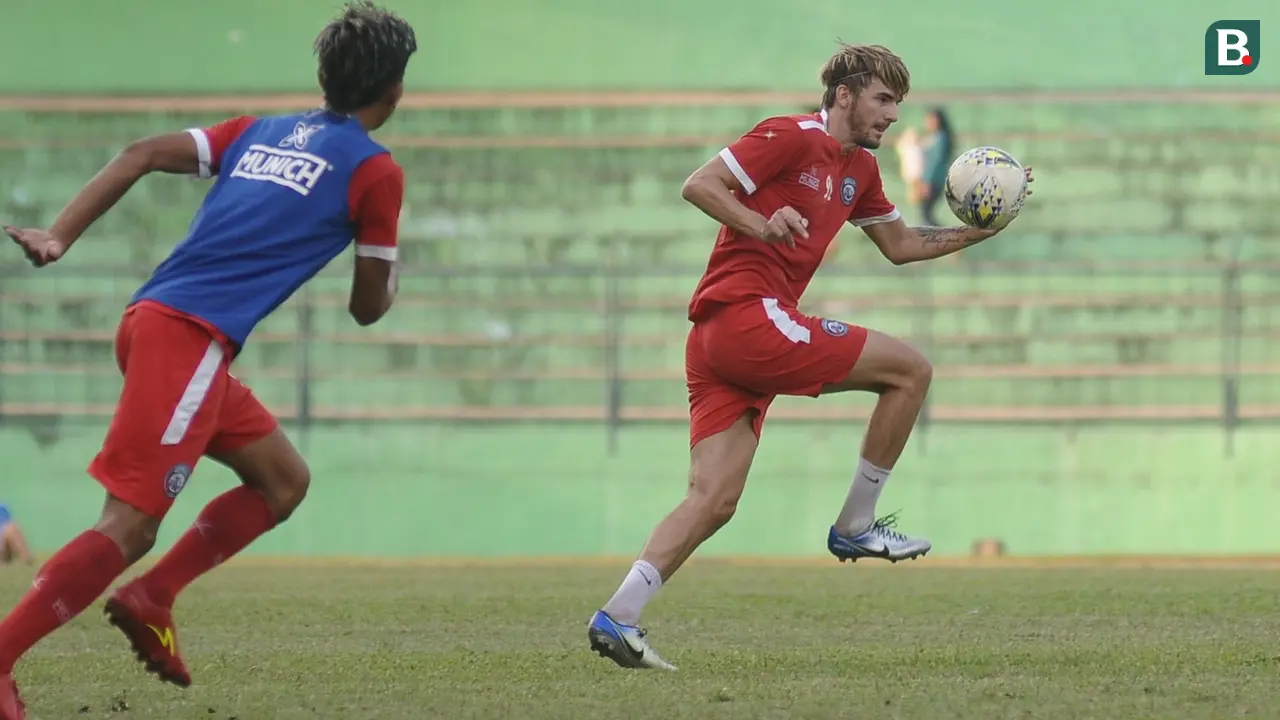 Pavel Smolyachenko (Arema FC)