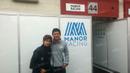 Pebalap Manor Racing asal Indonesia, Rio Haryanto, bersama Lucas, putra pemilik Campos Racing seusai latihan bebas kedua F1 GP Spanyol di Sirkuit Catalunya, Spanyol, Jumat (13/5/2016). (Bola.com/Reza Khomaini)