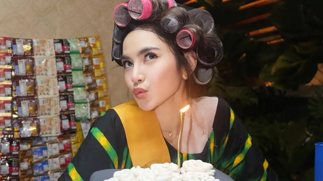 Potret Mahalini Pakai Daster saat Perayaan Ultah