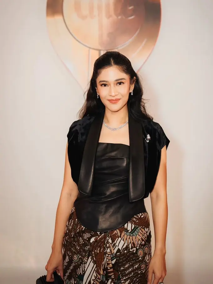Dian Sastrowardoyo