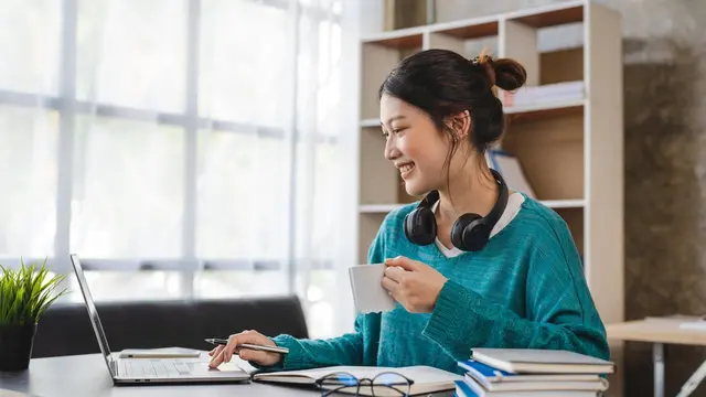 Efektif dan Menyenangkan, Ini 4 Tips Belajar Online yang Bisa Diterapkan saat di Rumah