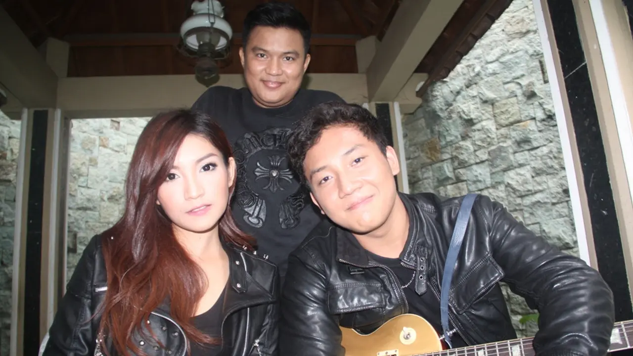 Posan dan Jingga