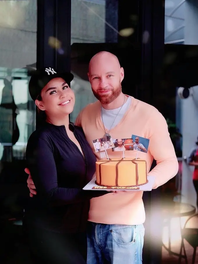 SoKlin x Fimelahood akan Bagikan Cerita Perlindungan Keluarga ala Melaney Ricardo, Catat Waktunya