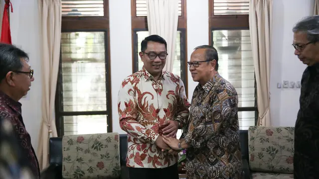 Calon Gubernur Jakarta Ridwan Kamil beraudiensi dengan Uskup Agung Jakarta Mgr. Ignatius Suharyo pada Senin (4/11/2024) siang (Istimewa)