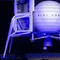 CEO Amazon Jeff Bezos mengumumkan Blue Moon, kendaraan pendaratan ke Bulan, selama acara Blue Origin di Washington, Amerika Serikat, 9 Mei 2019. Jeff Bezos berbagi kabar pengunduran dirinya melalui sebuah surat. (SAUL LOEB/AFP)