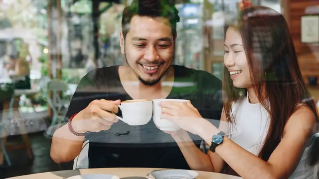 pasangan yang kencan