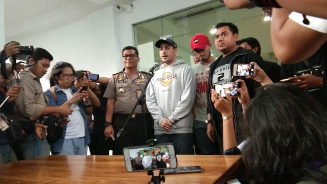 Artis Riza Shahab menyampaikan penyesalan menjadi pengguna narkoba (Ronald/Merdeka.com)