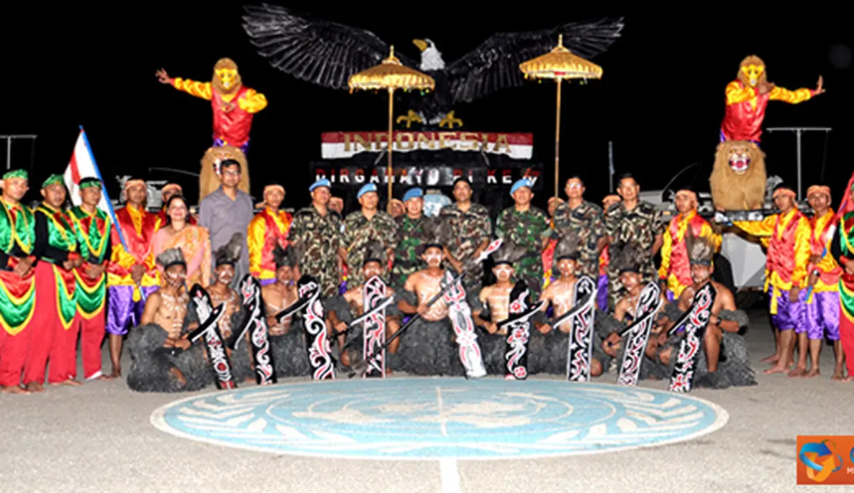 Citizen6, Lebanon: Usai menyaksikan tarian Indonesia, Direktur DPKO Nepal beserta rombongan selanjutnya menerima paparan singkat dari Komandan Satgas. (Pengirim: Badarudin Bakri)