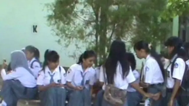 Sebagian Siswa Senang UN Ditunda