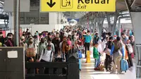 Tiket Mudik Lebaran Kereta Api Jarak Jauh (KAJJ) untuk keberangkatan H-10 pada momen lebaran1444 H per hari ini 26 Februari 2023 sudah dapat dipesan melalui aplikasi KAI Access, web kai.id, serta seluruh channel resmi penjualan tiket KAI lainnya. (Dok. KAI)