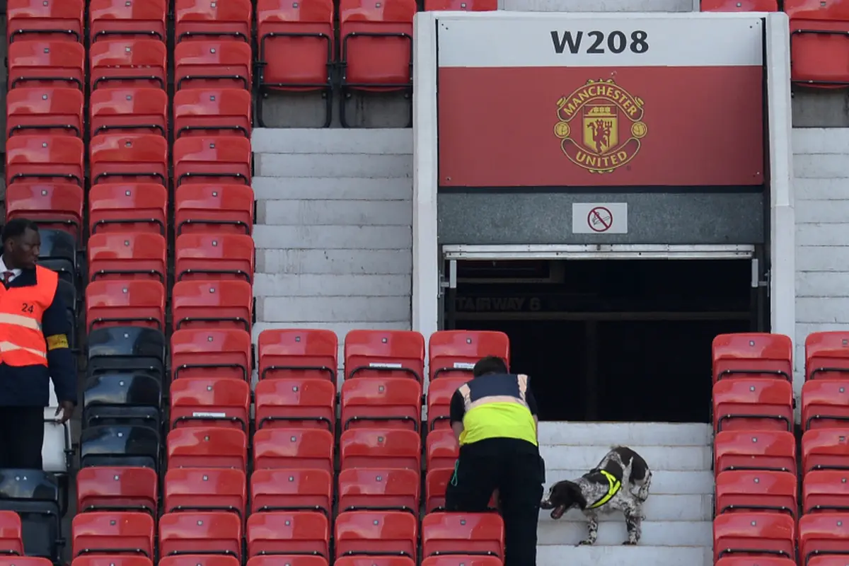 Manchester United, Stadion Old Trafford