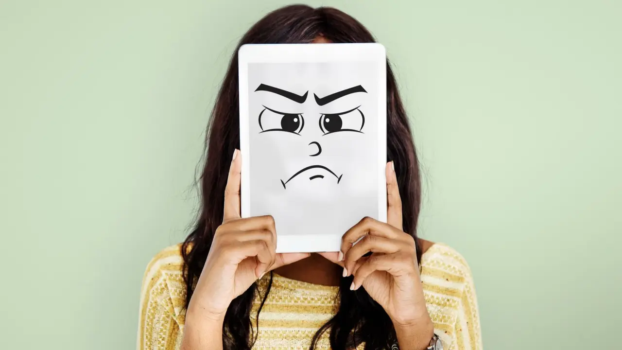 Ilustrasi haters, tukang kritik, bermuka dua