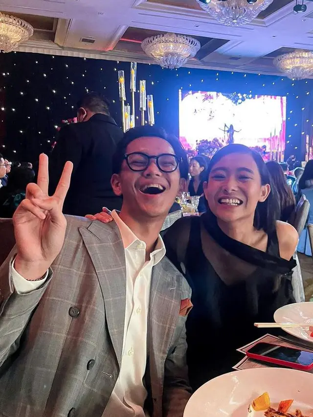 Gaya Calon Istri Brandon Salim yang Baru Dilamar. [@dhikahimawann]