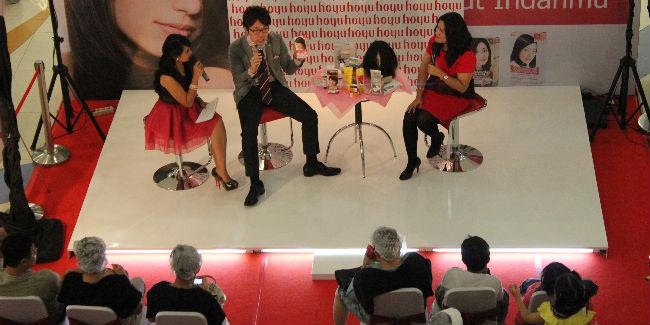 Talk show dengan Mr. Kawashima sebagai pemateri