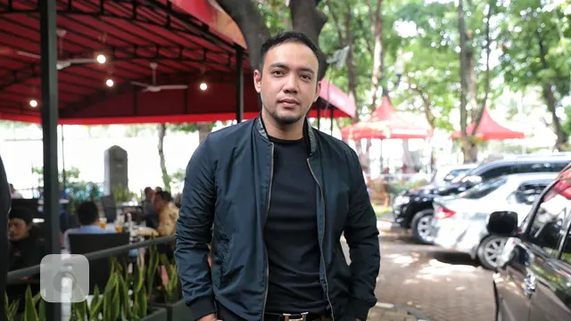 [Bintang] Sandy Tumiwa