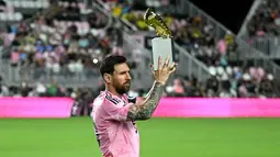 Lionel Messi kembali menegaskan dominasinya di dunia sepak bola. (CHANDAN KHANNA/AFP)