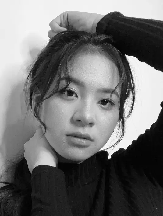 Selain berbakat, Zee juga punya aura cantik yang sukses memikat para penggemar. [Instagram @jkt48.zee]