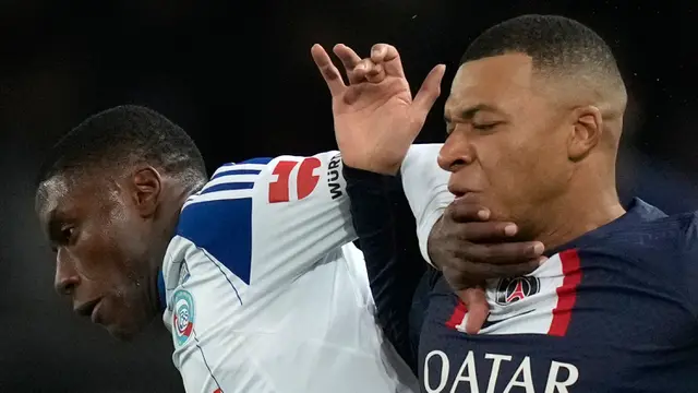 Neymar Kartu Merah, PSG Susah Payah Taklukkan Strasbourg di Liga Prancis