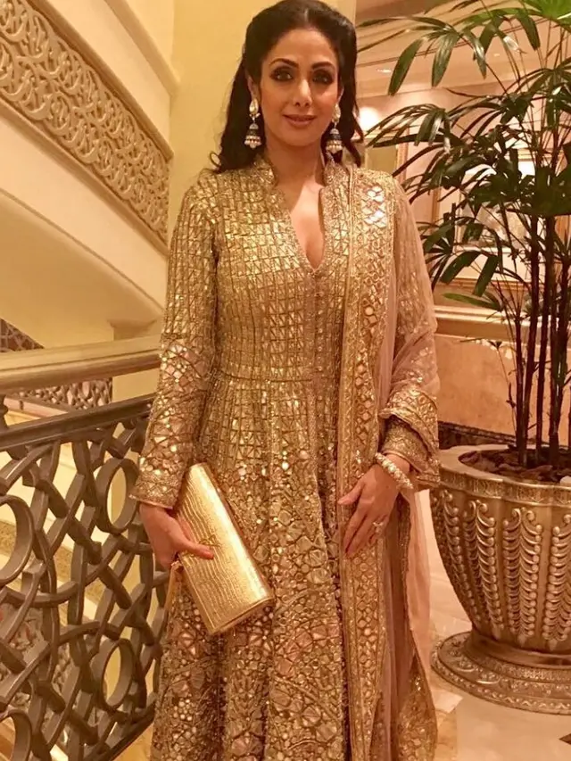 [Bintang] Aktris Legenda Bollywood Sridevi Meninggal Dunia di Usia 54 Tahun