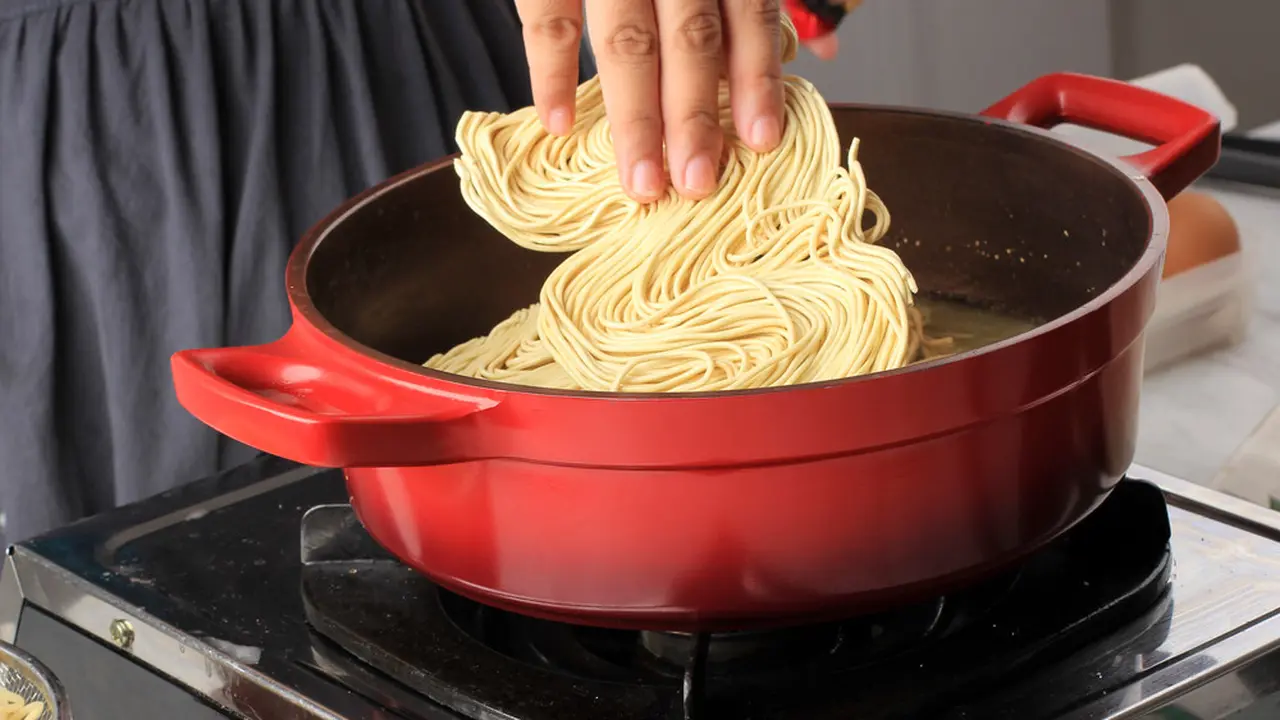 mie telor