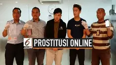 Petugas satpol PP dan Imigrasi menangkap 2 pencari suaka asal Afghanistan. Mereka ditangkap bersama 2 teman wanitanya. Kedua imigran ini diduga terlibat dalam prostitusi online petugas menyita HP dan alat kontrasepsi dalam penggerebekan ini.