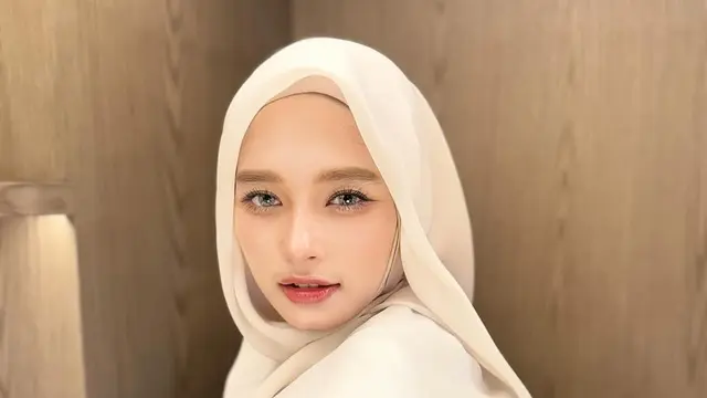 Unggahan Foto Cantik Inara Rusli. (instagram/mommy_starla)