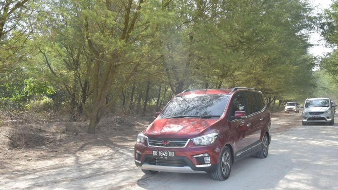 Wuling Confero S