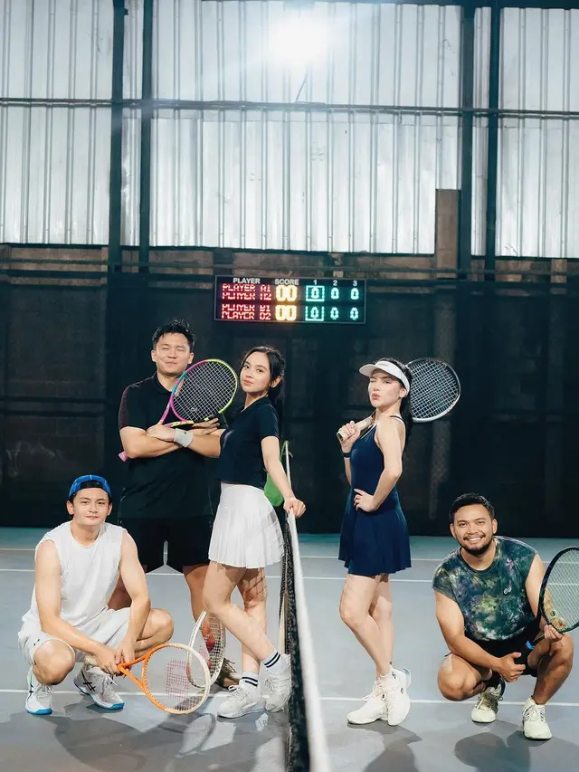 6 Potret Lyodra dan Randy Martin Main Tenis, Kompak Bareng Davina Karamoy