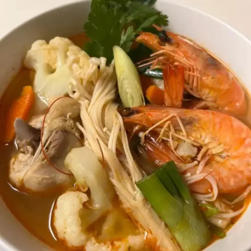 Resep sup tom yum. (dok. Cookpad @Simple_Woman23)