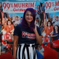 Nirina Zubir termasuk pribadi yang ekspresif dalam berpenampilan. Bukan hanya soal berpakaian, warna dan gaya rambutnya pun kerap menjadi trend-setter. (Deki Prayoga/Bintang.com)