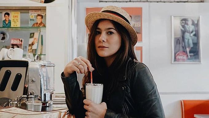 Seperti Wulan Guritno yang Nikah Muda dengan Attila Syach ...