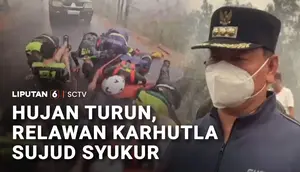 Hujan Turun saat Karhutla, Petugas Damkar Sujud Syukur